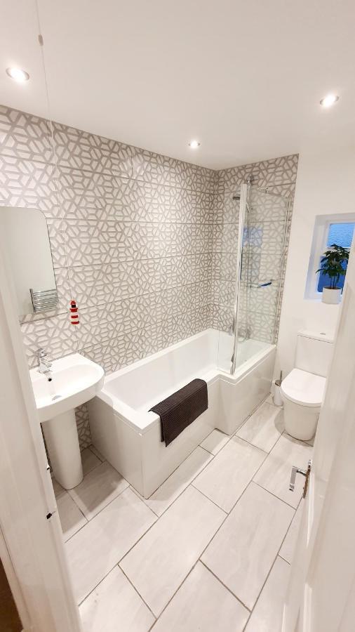 Lovely 2 Bedroom Period Garden Flat. Лондон Екстер'єр фото